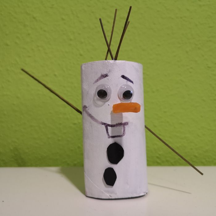 Olaf cartón